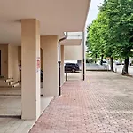 Albatros Apartment *