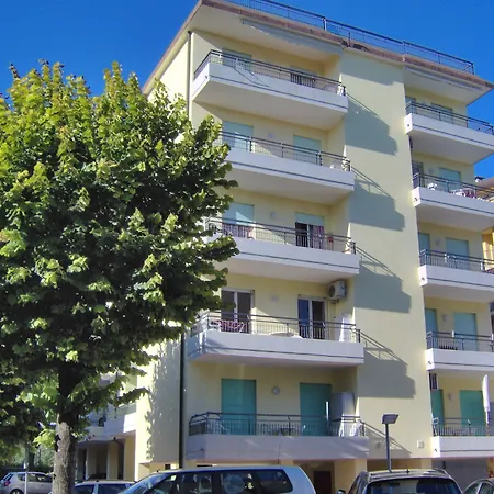 Albatros Apartament *